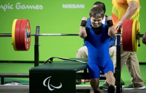 Az erőemelő Tunkel Nándoré az első magyar érem a riói paralimpián, az első nap versenyei képekben. 