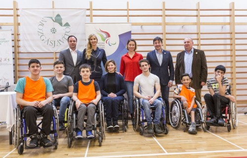Sajtótájékoztató keretében bemutattuk a február 22-i Magyar Parasport Napja programjait