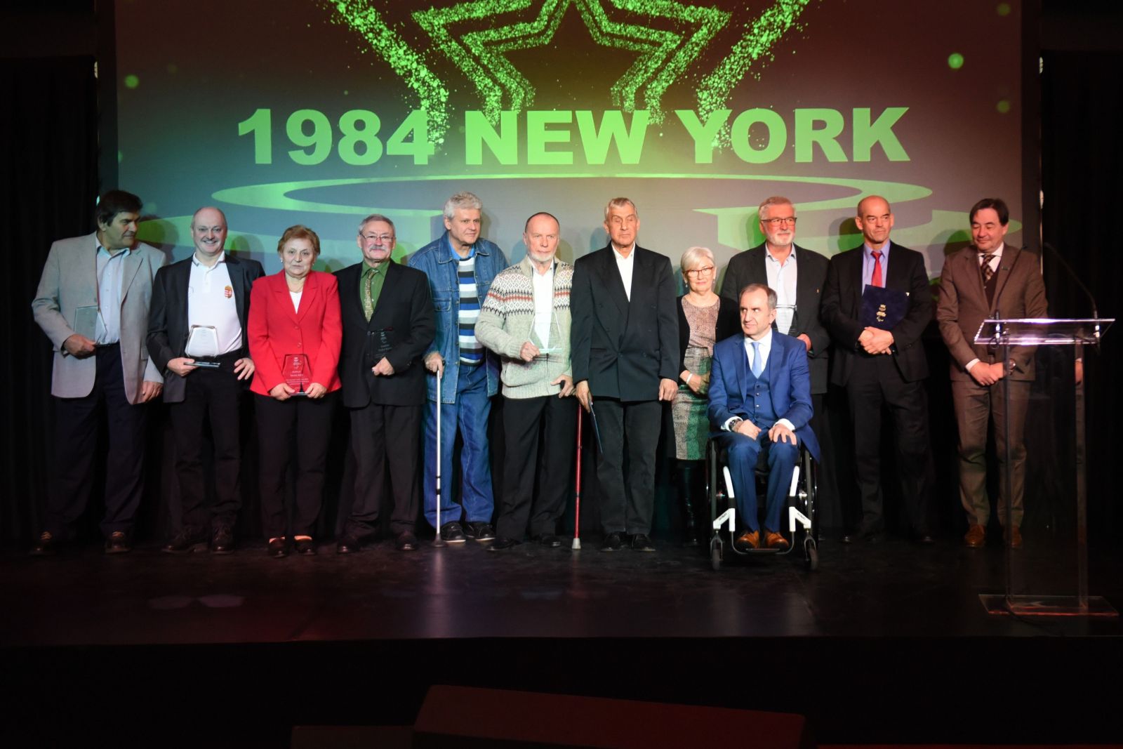 Díjátadások és megemlékezések a közelmúlt és a régi idők sikereiről a Paralimpiai Legendák Estjén