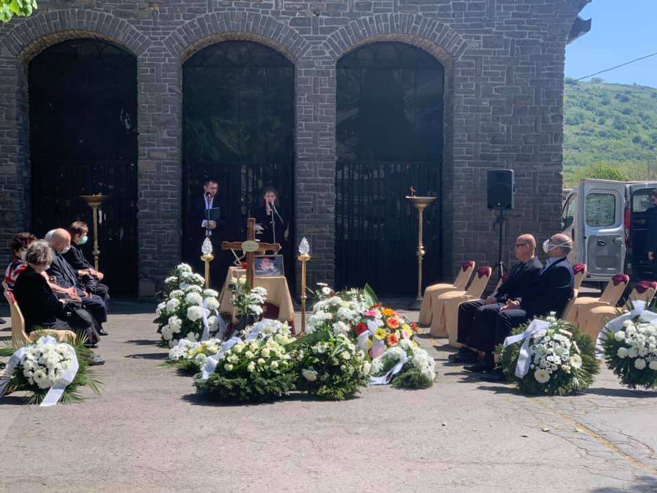Végső búcsút vettek Dr. Fejes Andrástól