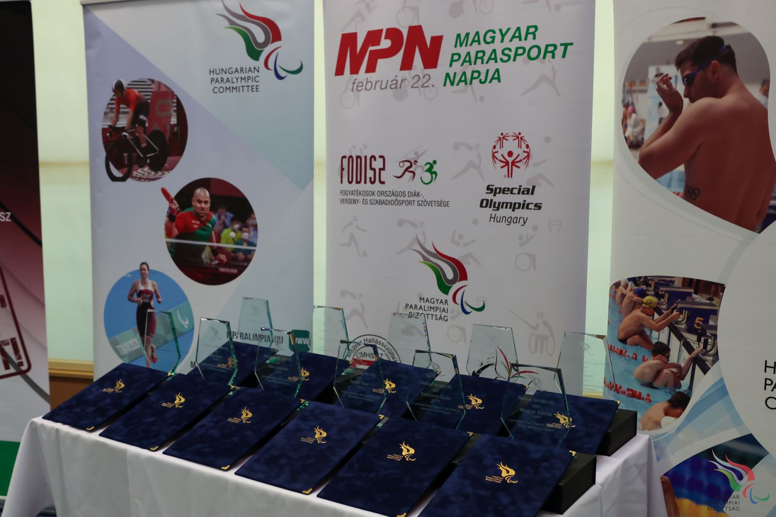 Méltó elismerések a Magyar Parasport Napjának konferenciáján
