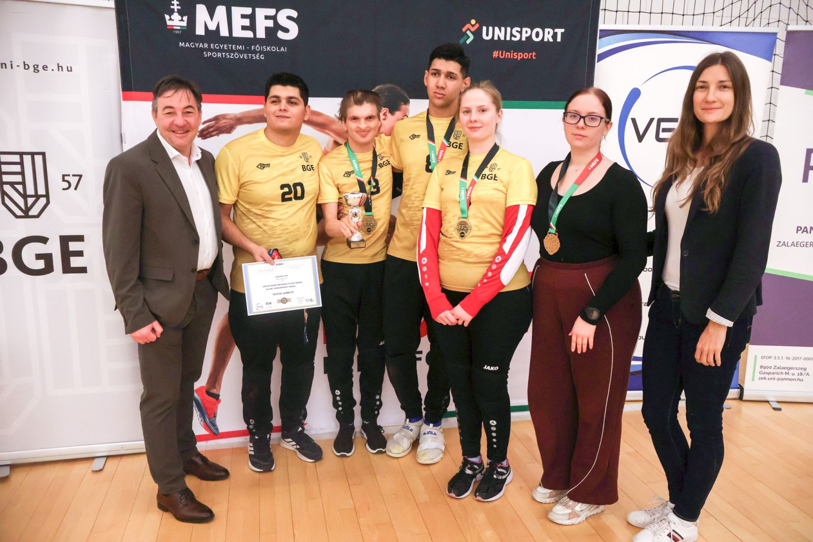 Történelmi sportpillanat a Tüskecsarnokban – első alkalommal rendezték meg a Parasport MEFOB bajnokságokat