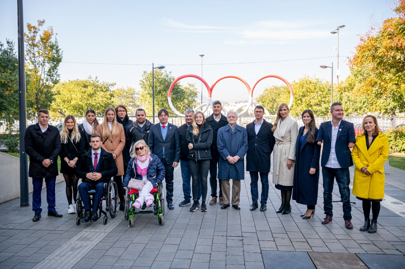 Felavatták Tokió magyar bajnokainak emléktábláját