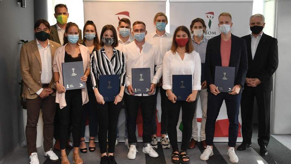 Több mint 17 millió forinttal támogatja az élsportolókat a BOM Alapítvány