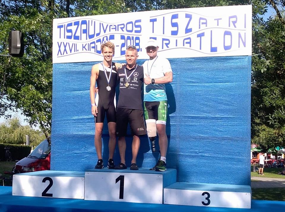 Boronkay Péter és Lévay Petra megvédte országos bajnoki címét, remek időeredmények az Országos Integrált Triatlon Bajnokságon. 